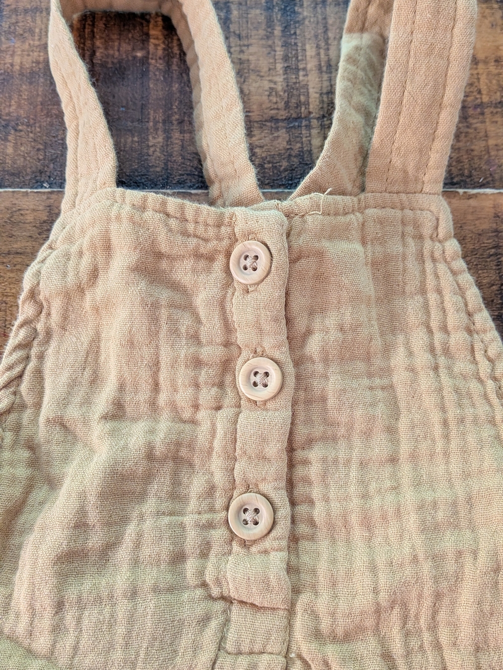 Soft Mustard Muslin Baby One-Piece Overalls, 24m Organic Cotton, Excellent - Picture 3 of 7